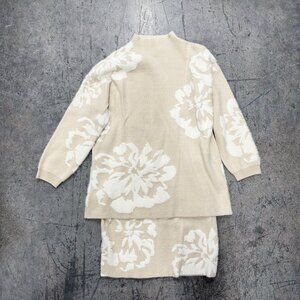 NWT!! Adorable 2-piece Anthropologie cream/white skirt and sweater set, Size S